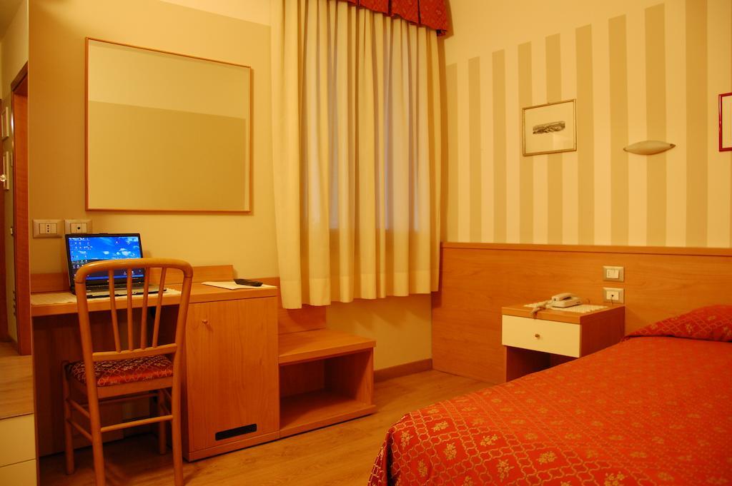 Hotel Belie San Martino di Lupari Phòng bức ảnh
